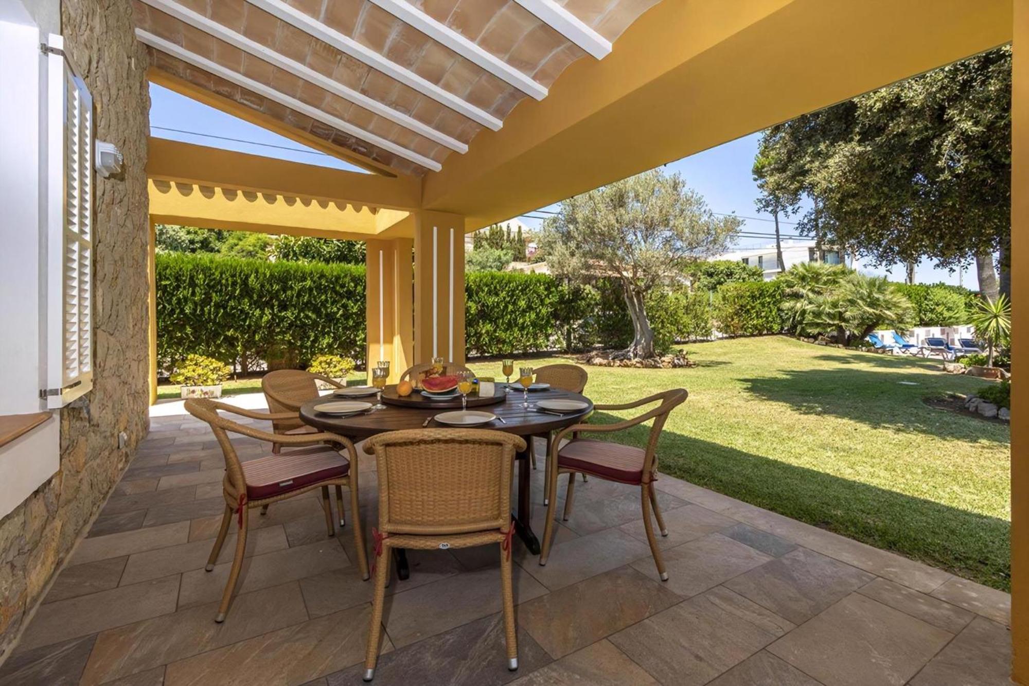 Haus Mit Grossen Gaerten, Schoener Aussicht Auf Berge Und 300 M Vom Entfernt * Cala de Sant Vicenc